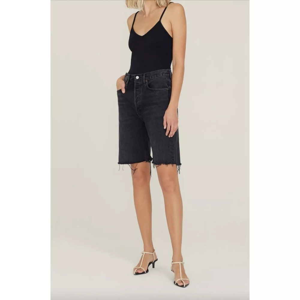 AGOLDE 90s mid rise loose short sz 27 Free People